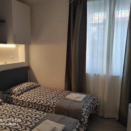Blu Apartment ชิวิตาโนวา มาร์เค ภายนอก รูปภาพ