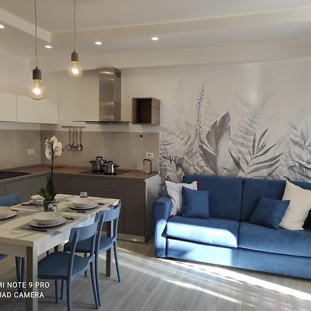 Blu Apartment ชิวิตาโนวา มาร์เค ภายนอก รูปภาพ