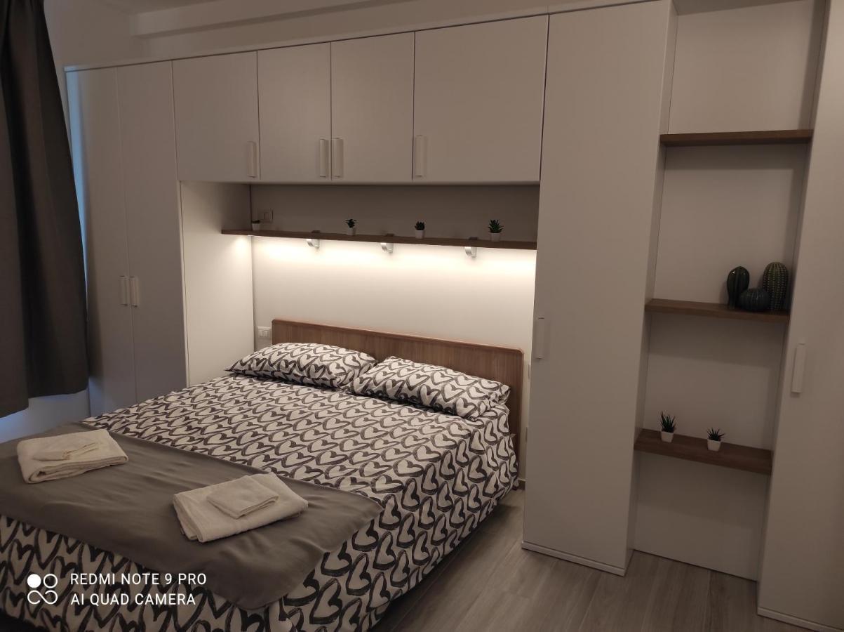 Blu Apartment ชิวิตาโนวา มาร์เค ภายนอก รูปภาพ