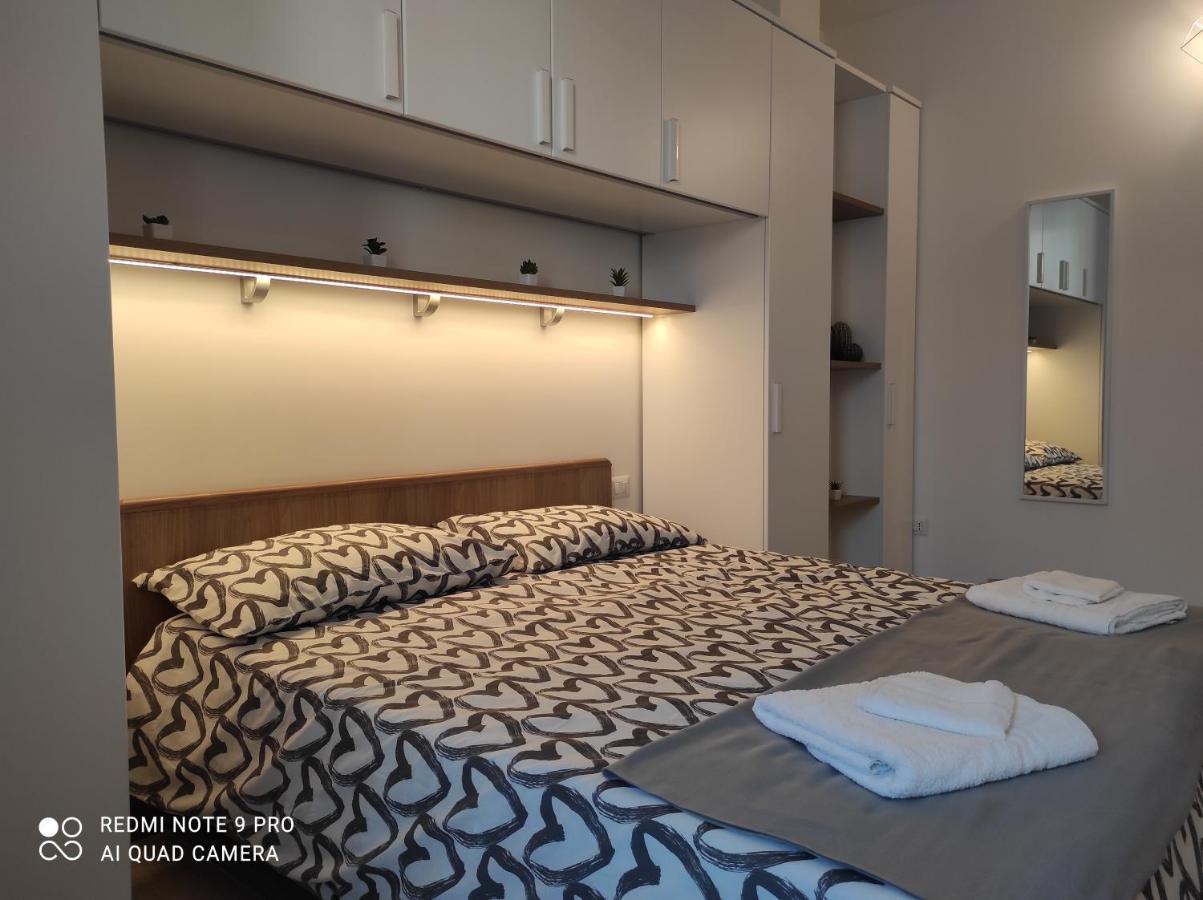 Blu Apartment ชิวิตาโนวา มาร์เค ภายนอก รูปภาพ